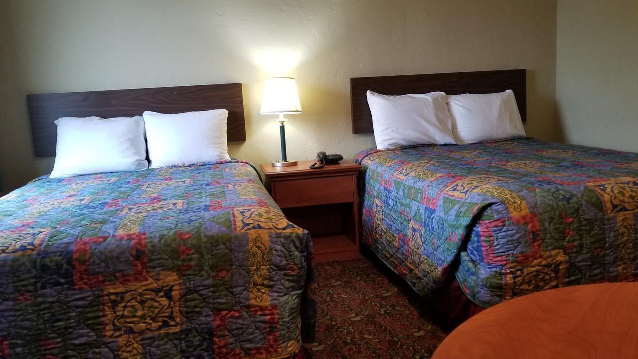 Quick Stop Motel Round Prairie Exterior foto